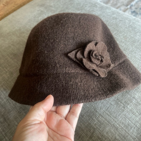 August Hats Dark Brown Wool Hat with Rose Accent - Picture 1 of 7